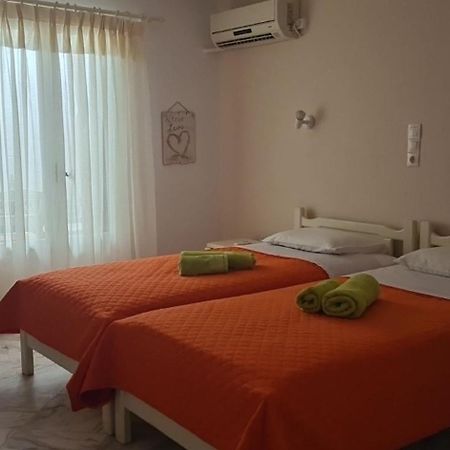 Irene Rooms Naousa Parou Екстериор снимка