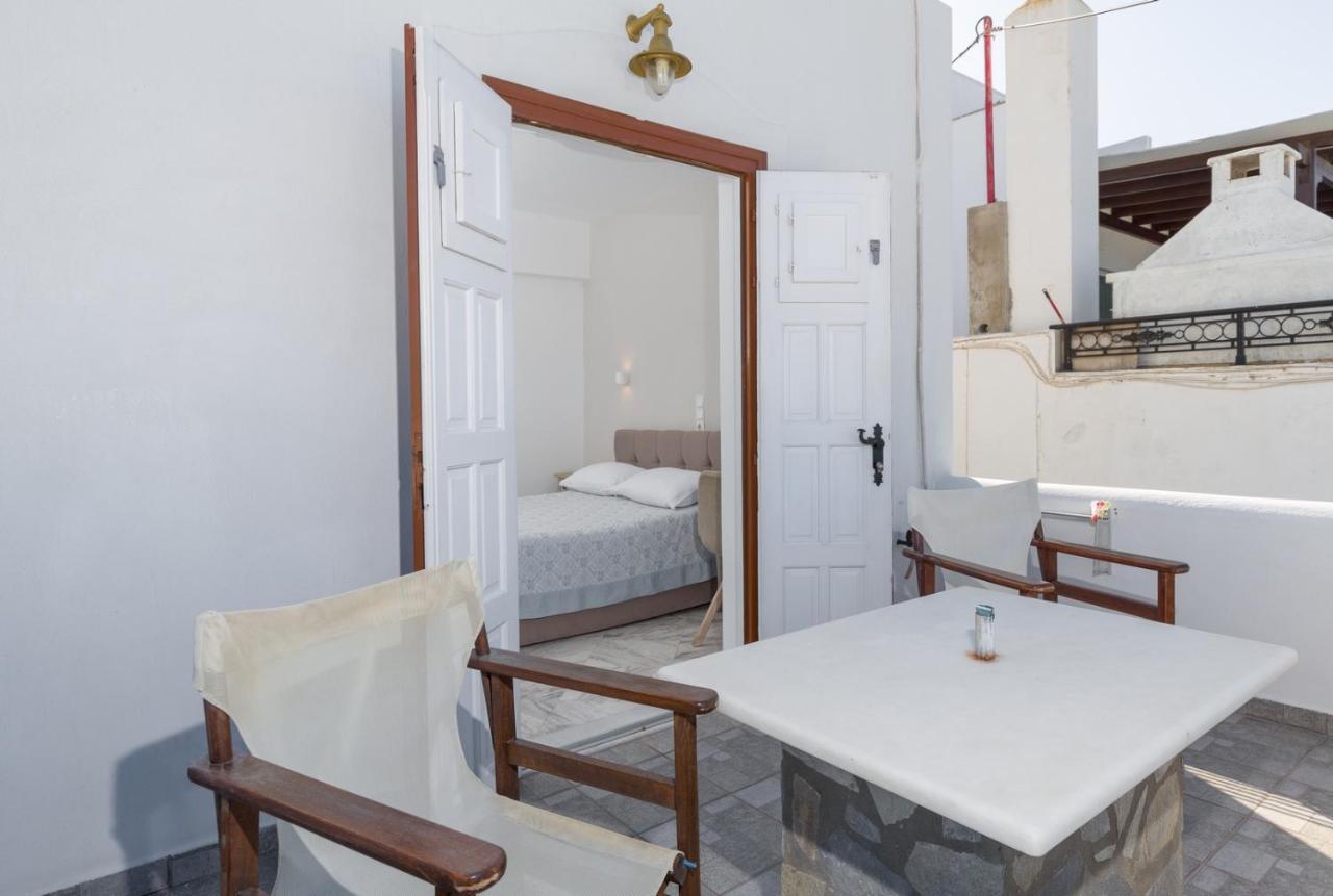 Irene Rooms Naousa Parou Екстериор снимка
