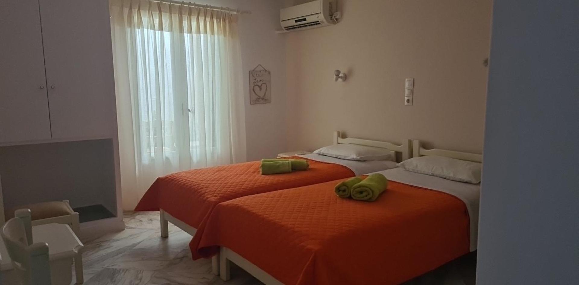 Irene Rooms Naousa Parou Екстериор снимка